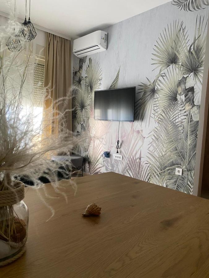 בודווה Solaris Apartments מראה חיצוני תמונה