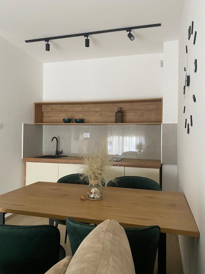 בודווה Solaris Apartments מראה חיצוני תמונה